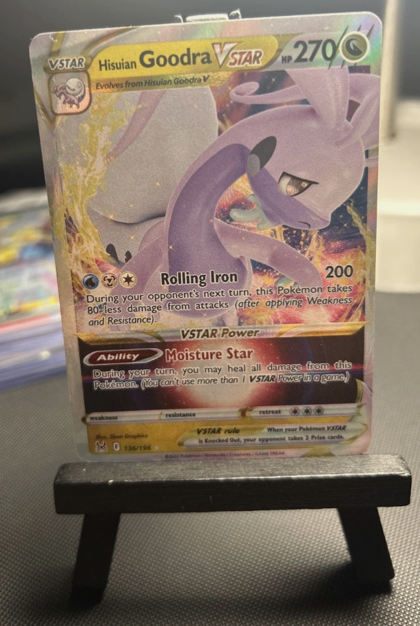 Hisuian Goodra VSTAR 136/196 Swsh11: Lost Origin Holo