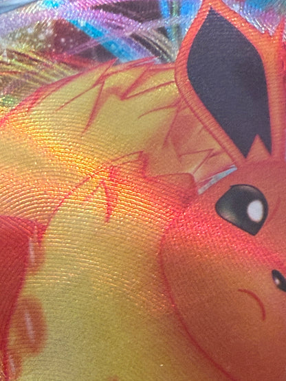 Flareon V #169 Pokemon Evolving Skies
